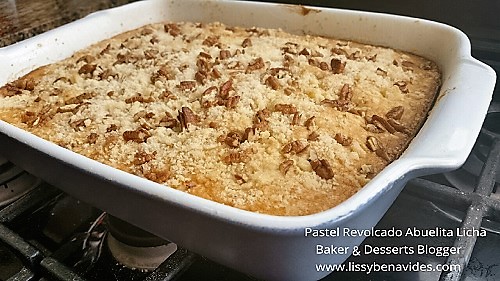Oldfashion Streusel Butter Cake, recipe from Granny Licha